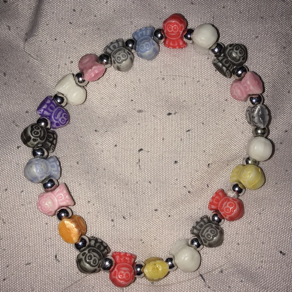 Multiple bracelets - Picture 5 of 6